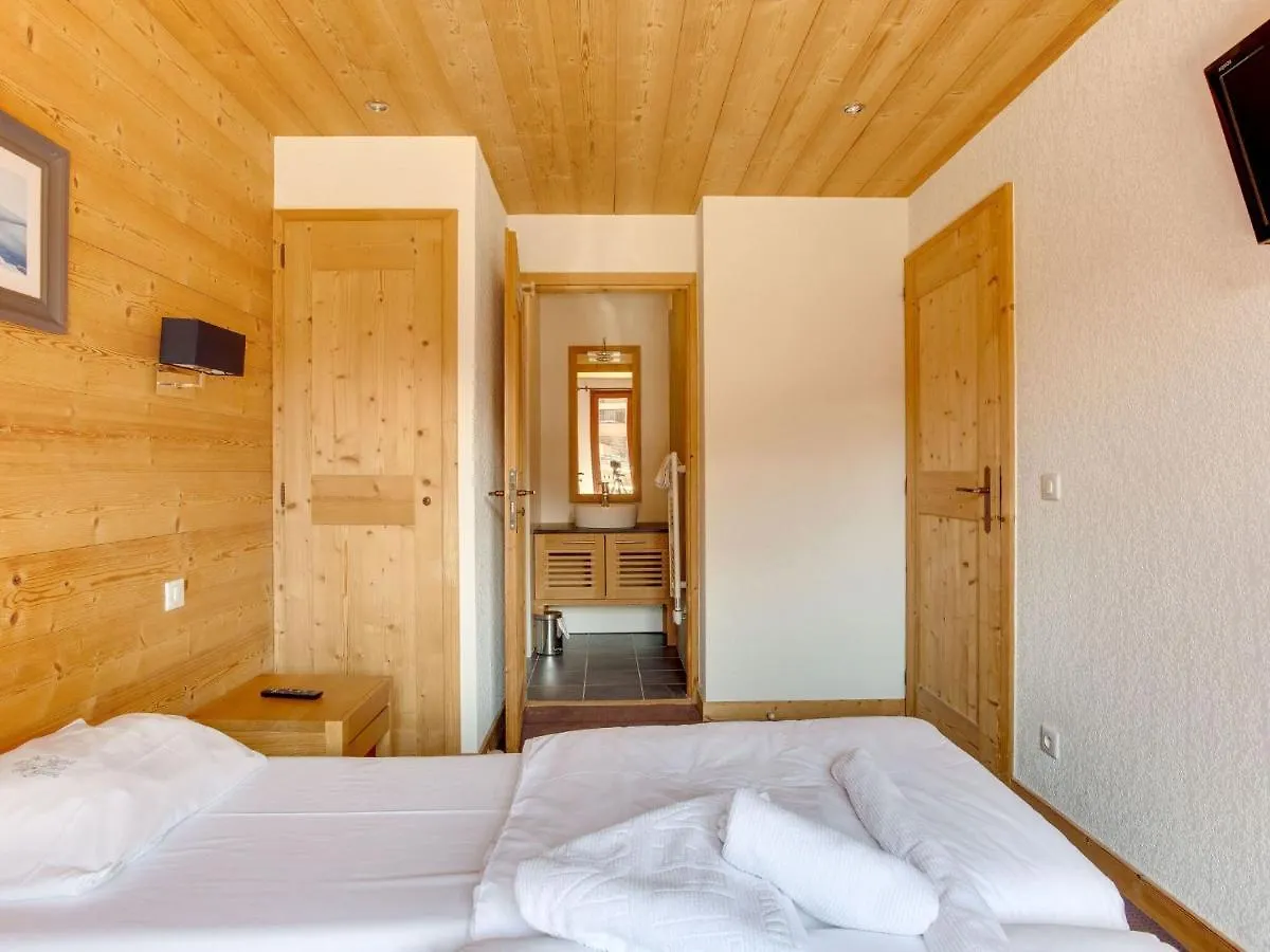Modern Apartment In The Authentic Savoyard Mountain Village Vallorcine Francia
