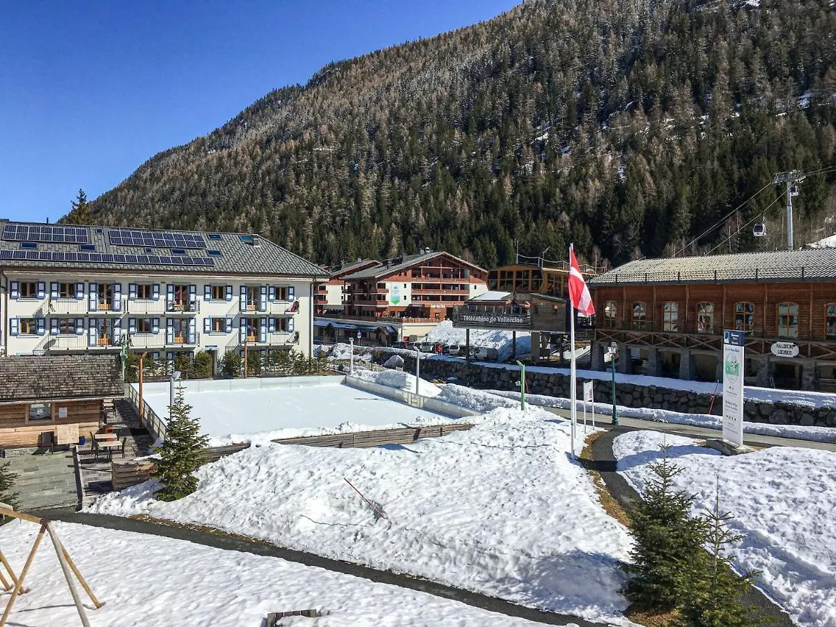Modern Apartment In The Authentic Savoyard Mountain Village Vallorcine 0*,  Francia